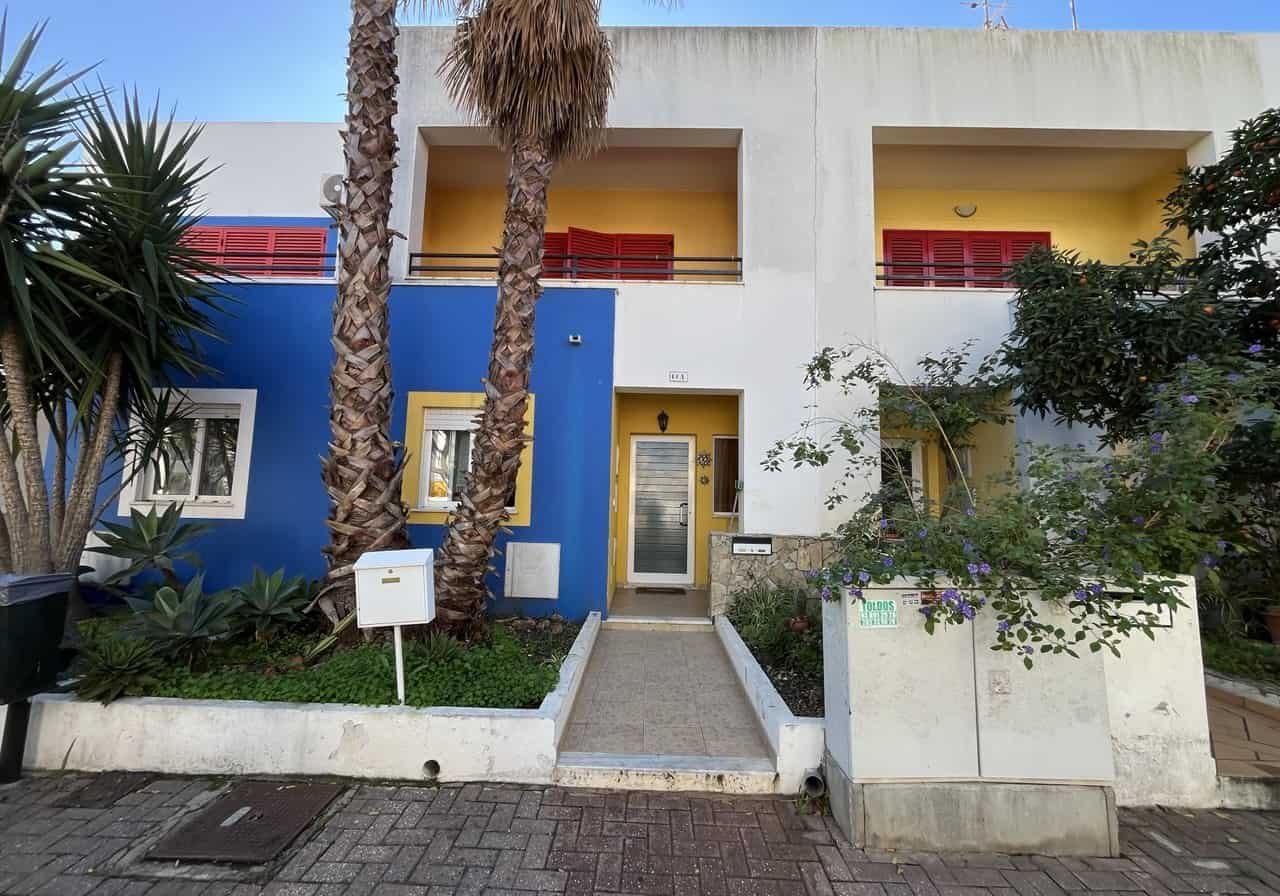 photo_5852837950029237124_y